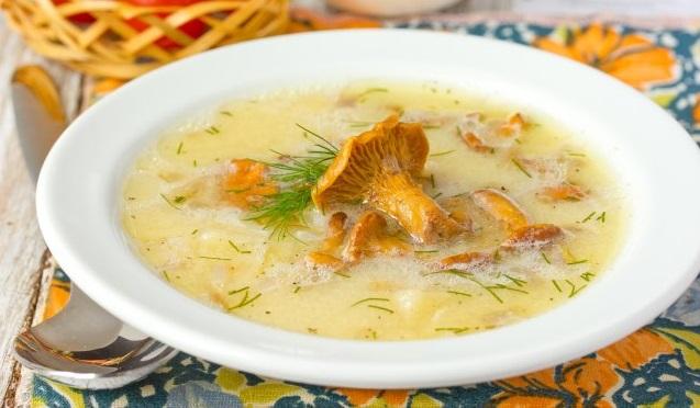 izbrannye recepty gribnogo supa s lisichkami 603a0bd77760b - Избранные рецепты грибного супа с лисичками