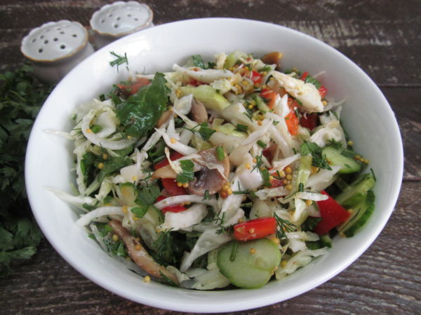 kapustnyj salat s zharenymi shampinonami 603a1fb1a30f8 - Капустный салат с жареными шампиньонами