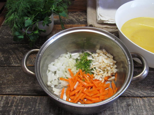 ovoshhnoj sup s fasolju gribami pshenom i chernoslivom 603a255c94ef9 - Овощной суп с фасолью грибами пшеном и черносливом