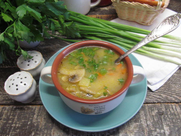 syrnyj sup s gribami i mannoj krupoj 603a246c16050 - Сырный суп с грибами и манной крупой